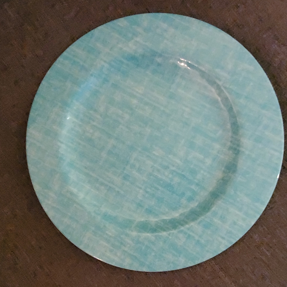 Hard plastic plates